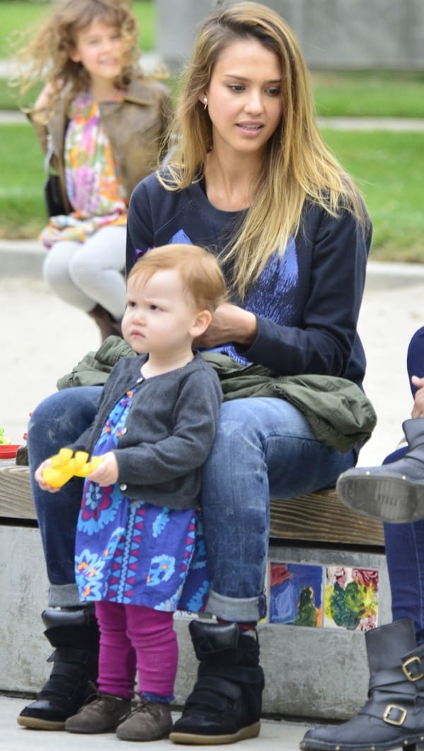 Jessica Alba with her daughters Haven and Honor at the Coldwater Canyon Park for a birthday party